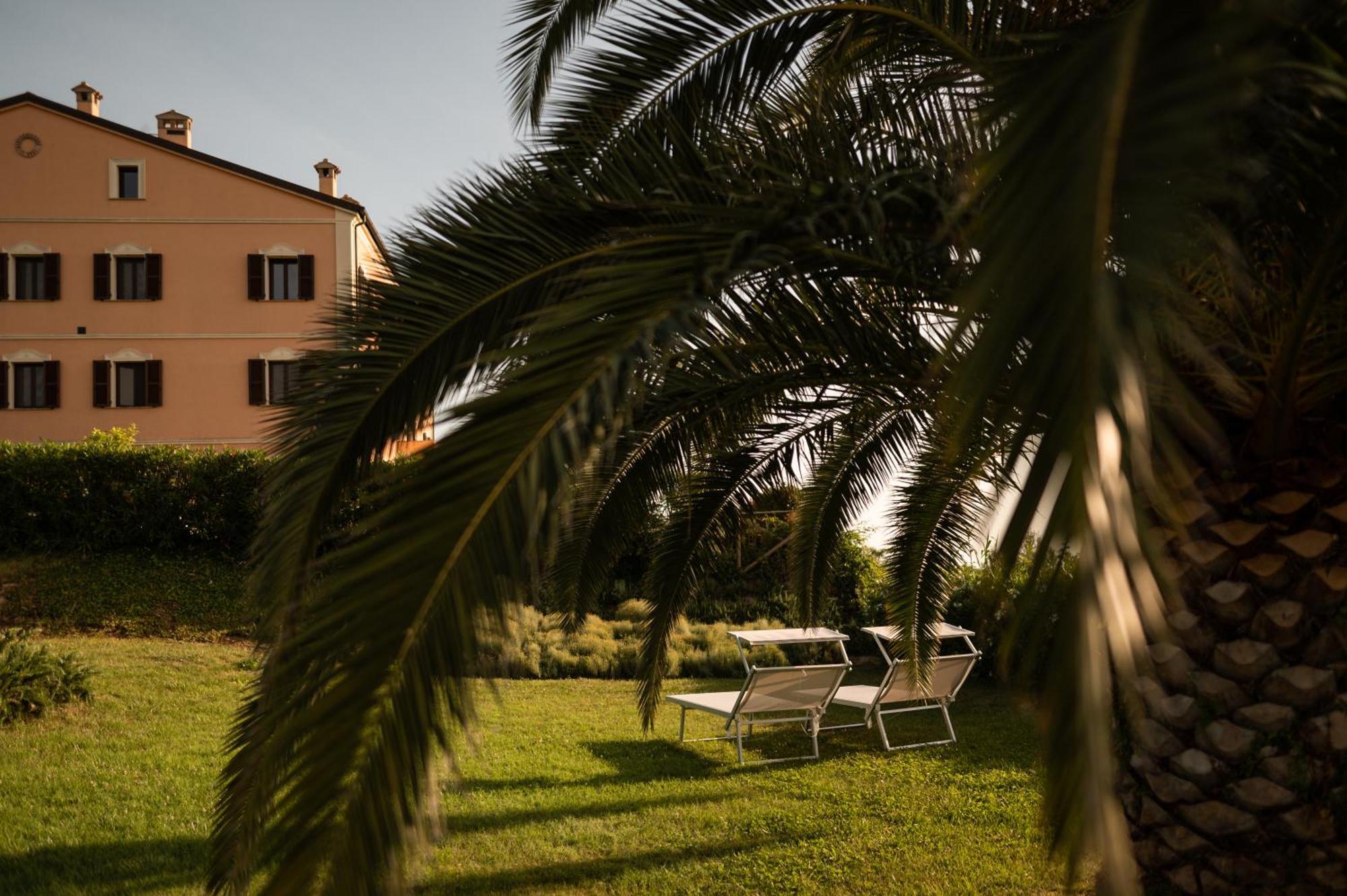 Apartmán Poggio Antico Monte San Vito Exteriér fotografie